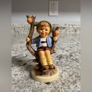 TMK6 1989 4" 94 3/0 " Surprise" Goebel Hummel Figurine Hansel And Gretel